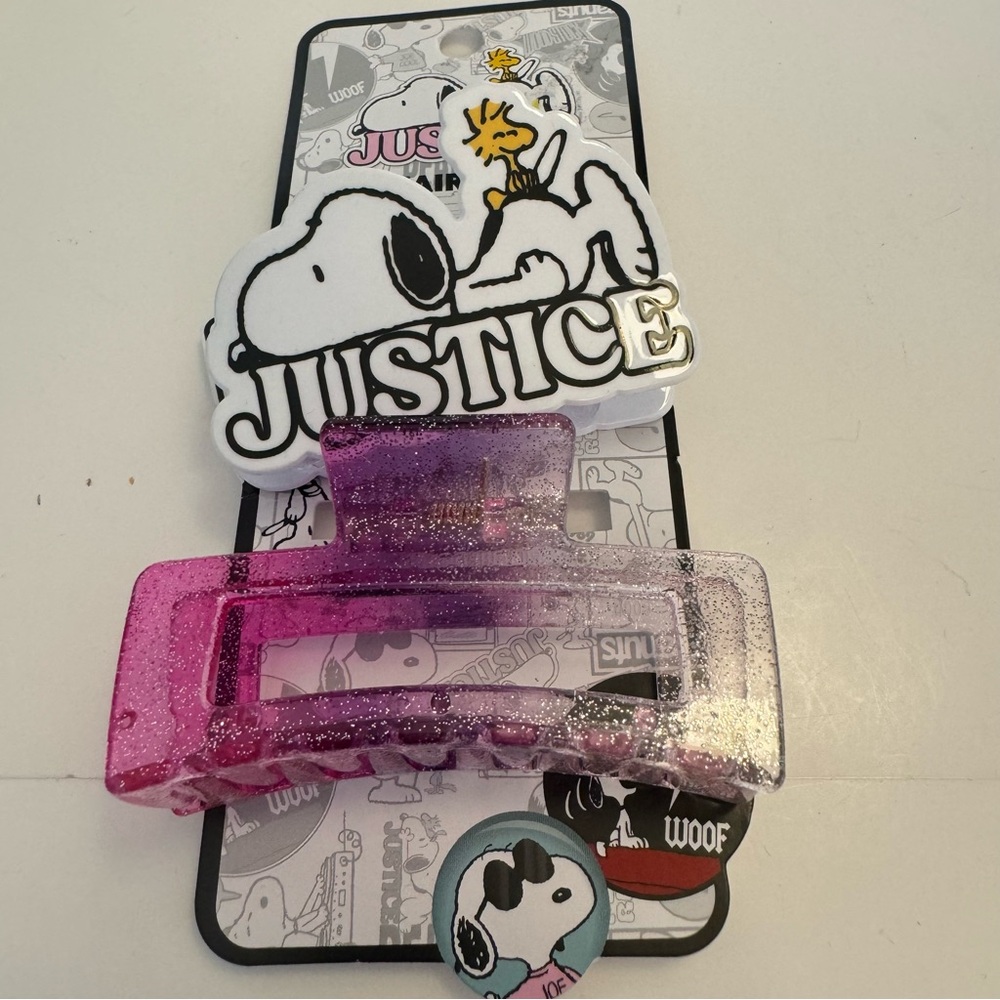 NWT. Justice Peanuts Snoopy Girls Hair Claw Clip 2-Piece Set, Multi-Color.